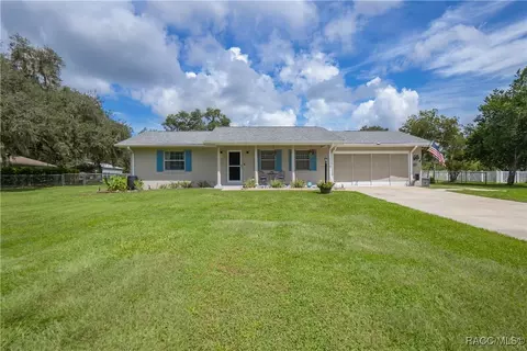 8969 S Meredith Ave, Floral City, FL 34436