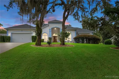 47 Seagrape St, Homosassa, FL 34446