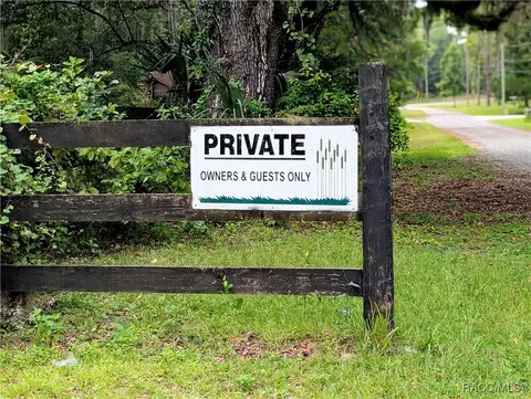 2259 W Wildflower Ct, Dunnellon, FL 34434