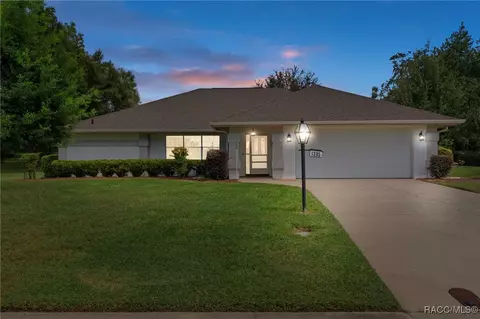 1385 N Hunterston Pt, Crystal River, FL 34429