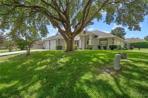 2609 N Brentwood Cir, Lecanto, FL 34461