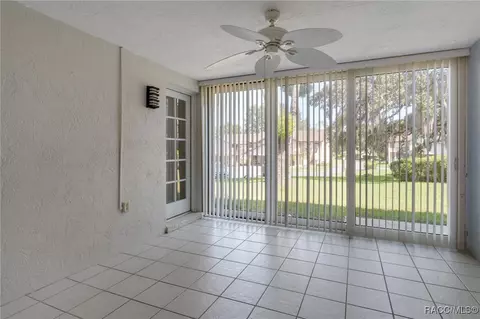 Exterior - 115 E Hartford St #4A, Hernando, FL 34442 photo 3 of 8