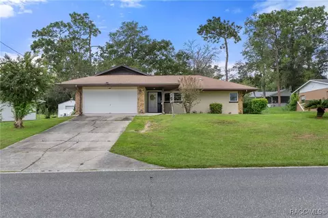 811 S Apopka Ave, Inverness, FL 34452