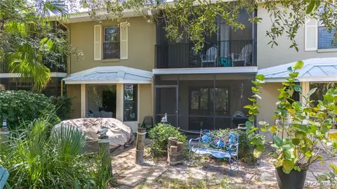 11316 W Bayshore Dr, Crystal River, FL 34429