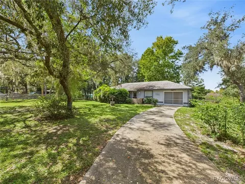 5540 S Blue Dolphin Way, Floral City, FL 34436