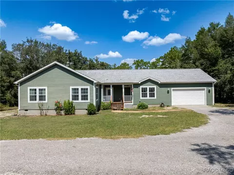 4015 W Grover Cleveland Blvd, Homosassa, FL 34446