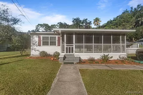 18 Elkins Rd, Inglis, FL 34449