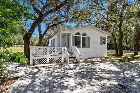 7049 S Sonata Ave, Homosassa, FL 34446