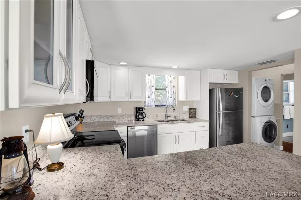 Kitchen - 12396 W Standish Dr, Homosassa, FL 34448 photo 3 of 3