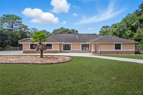 4760 N Baywood Dr, Beverly Hills, FL 34465