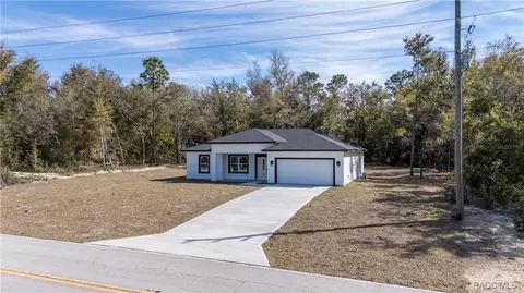 9001 N Elkcam Blvd, Citrus Springs, FL 34433
