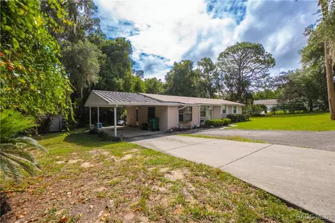 Exterior - 420 Davidson Ave, Inverness, FL 34450 photo 1 of 10