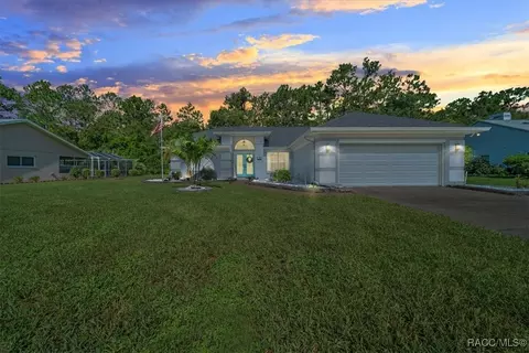 18 Linder Cir, Homosassa, FL 34446