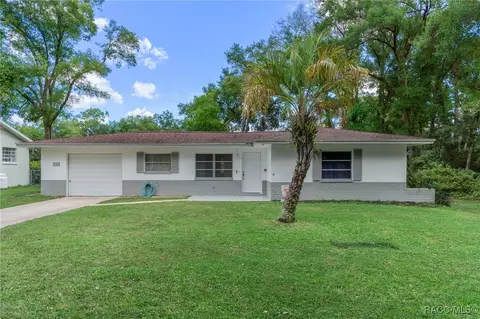 3461 S College Ave, Inverness, FL 34452
