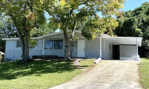 23 N Barbour St, Beverly Hills, FL 34465