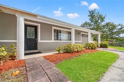 6201 115th Ln, Seminole, FL 33772