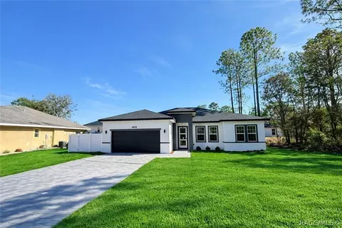 2433 W Andromedae Dr, Citrus Springs, FL 34433