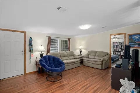 752 E La Salle St, Hernando, FL 34442 photo 4