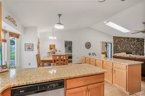 Kitchen - 650 E Charleston Ct, Hernando, FL 34442 photo 5 of 6