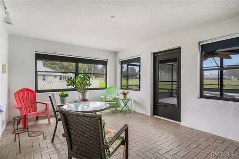 Exterior - 650 E Charleston Ct, Hernando, FL 34442 photo 4 of 12