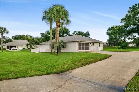 Exterior - 650 E Charleston Ct, Hernando, FL 34442 photo 9 of 12