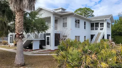 913 SE Mayo Dr, Crystal River, FL 34429