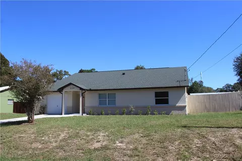 2329 S Rock Crusher Rd, Homosassa, FL 34448