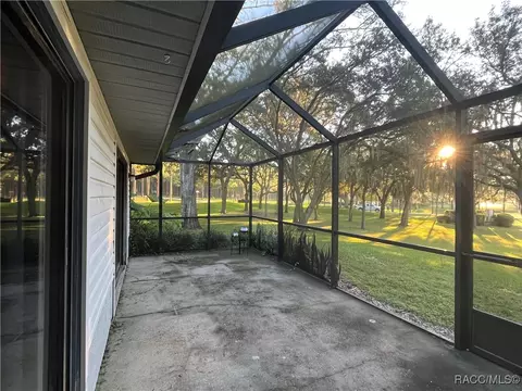 Exterior - 2347 N Putnam Pt, Hernando, FL 34442 photo 8 of 10