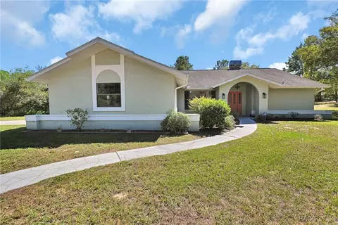 5621 N Flagstaff Ave, Beverly Hills, FL 34465