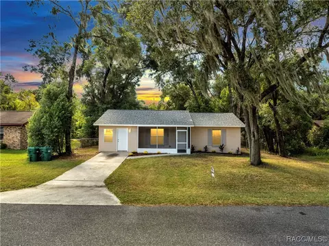 1644 W Pinion Ln, Dunnellon, FL 34434