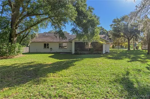 Exterior - 7150 N Whippoorwill Ter, Hernando, FL 34442 photo 6 of 8