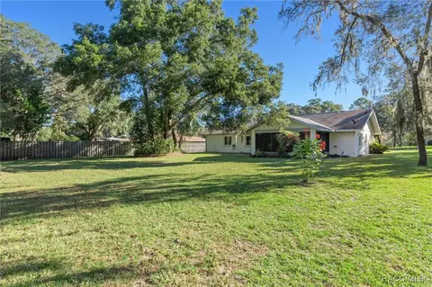 Exterior - 7150 N Whippoorwill Ter, Hernando, FL 34442 photo 5 of 8