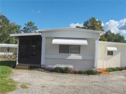 6351 S Inlet Pt, Floral City, FL 34436
