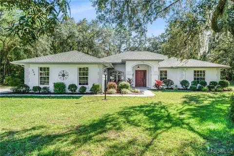 698 E Foresthill Pl, Hernando, FL 34442