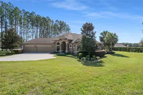 Exterior - 152 E Atlantic St, Hernando, FL 34442 photo 12 of 12