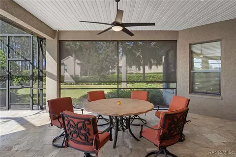Exterior - 152 E Atlantic St, Hernando, FL 34442 photo 8 of 12