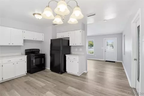 6832 Treehaven Dr, Spring Hill, FL 34606 photo 7