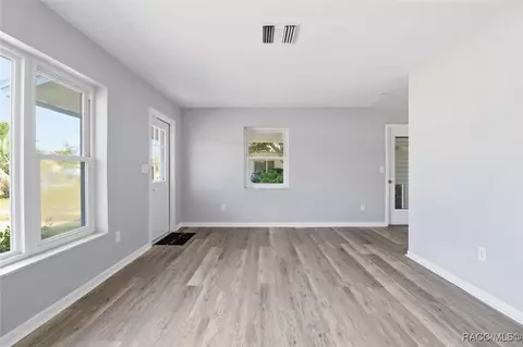 6832 Treehaven Dr, Spring Hill, FL 34606 photo 4