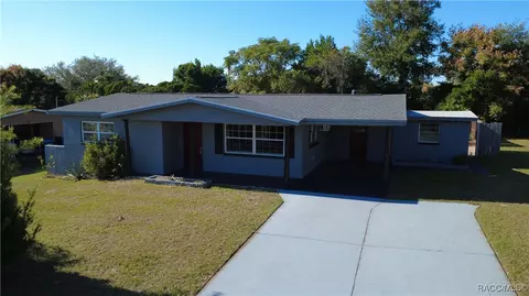 44 S Fillmore St, Beverly Hills, FL 34465
