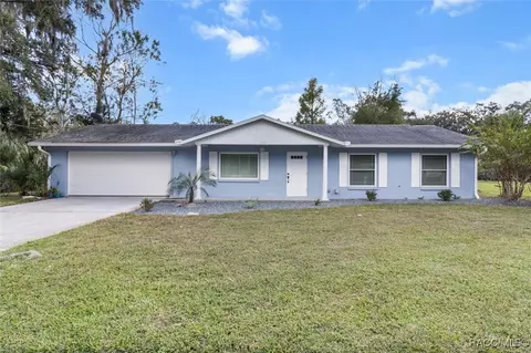 1640 NW 19th St, Crystal River, FL 34428