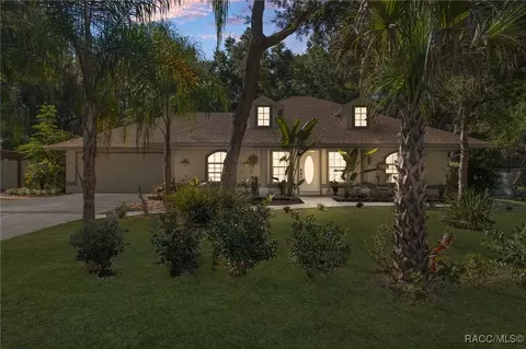 1578 W Hill Ln, Citrus Springs, FL 34434