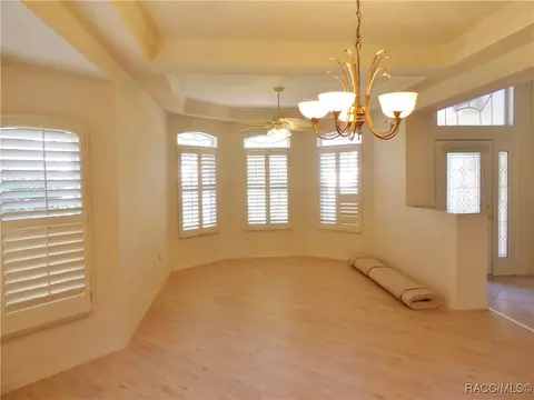 Living - 336 W Doerr Path, Hernando, FL 34442 photo 4 of 9