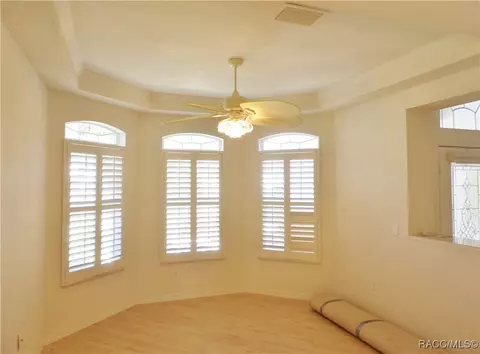 Living - 336 W Doerr Path, Hernando, FL 34442 photo 5 of 9