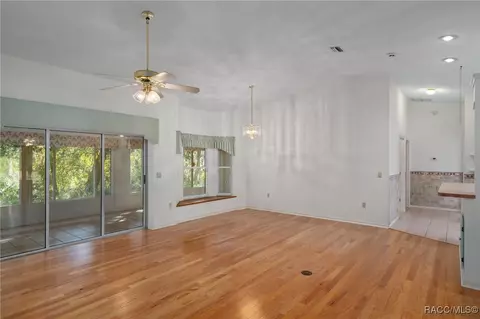 Living - 3059 N Chandler Dr, Hernando, FL 34442 photo 9 of 10
