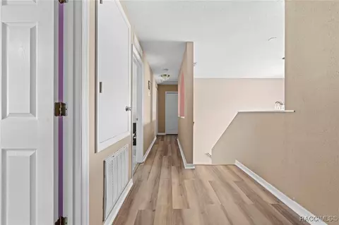 Entry Way - 7319 Lagoon Rd, Spring Hill, FL 34606 photo 7 of 7