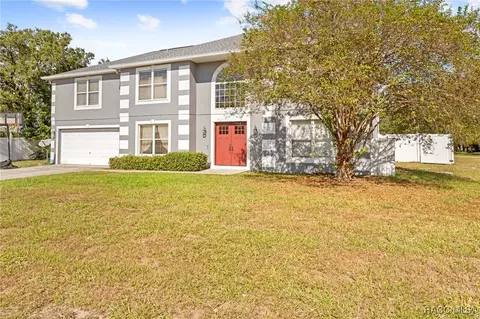 Exterior - 7319 Lagoon Rd, Spring Hill, FL 34606 photo 6 of 8
