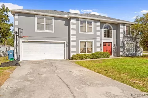Exterior - 7319 Lagoon Rd, Spring Hill, FL 34606 photo 5 of 8
