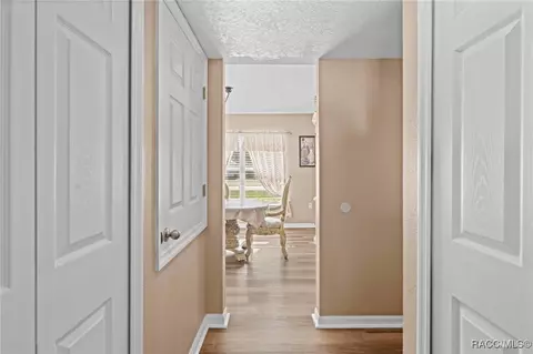 Entry Way - 7319 Lagoon Rd, Spring Hill, FL 34606 photo 3 of 7