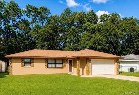 6461 Grayson St, Inverness, FL 34452