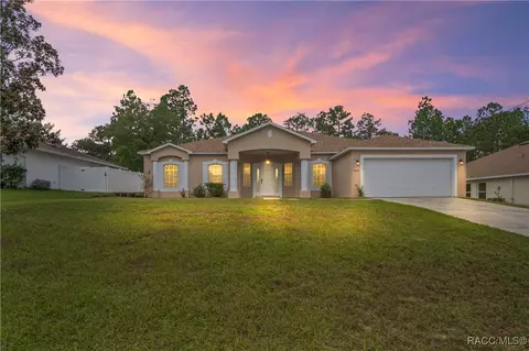 7620 N Cricket Dr, Citrus Springs, FL 34434